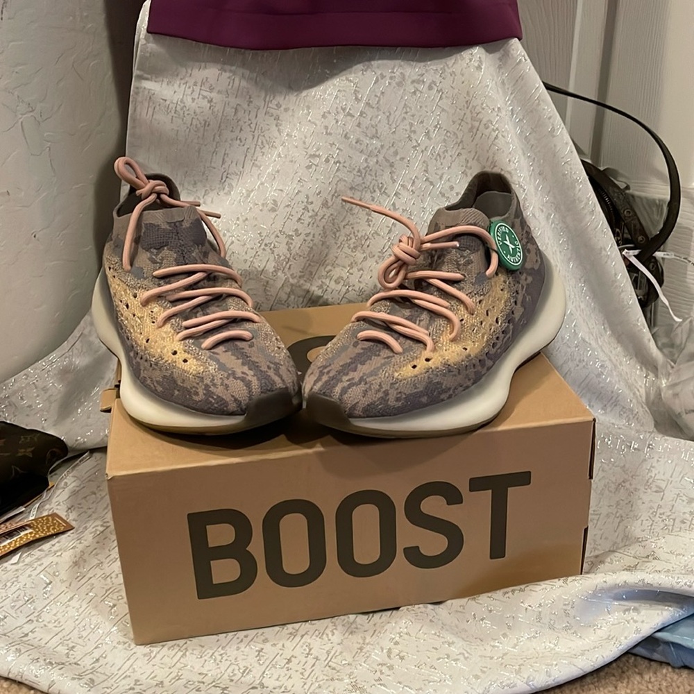 Adidas Yeezy Boost 380